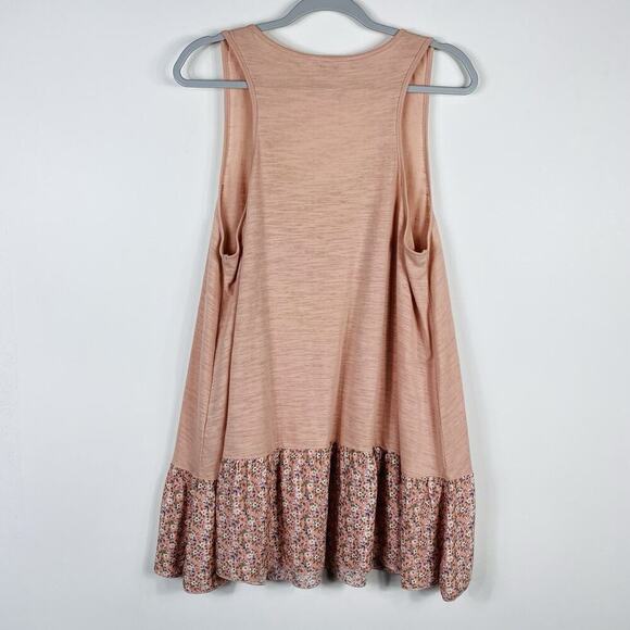 Umgee Plus Size 1XL 1X Floral Hem Sleeveless Swing Tank Top Pink Cotton Blend - Picture 2 of 4